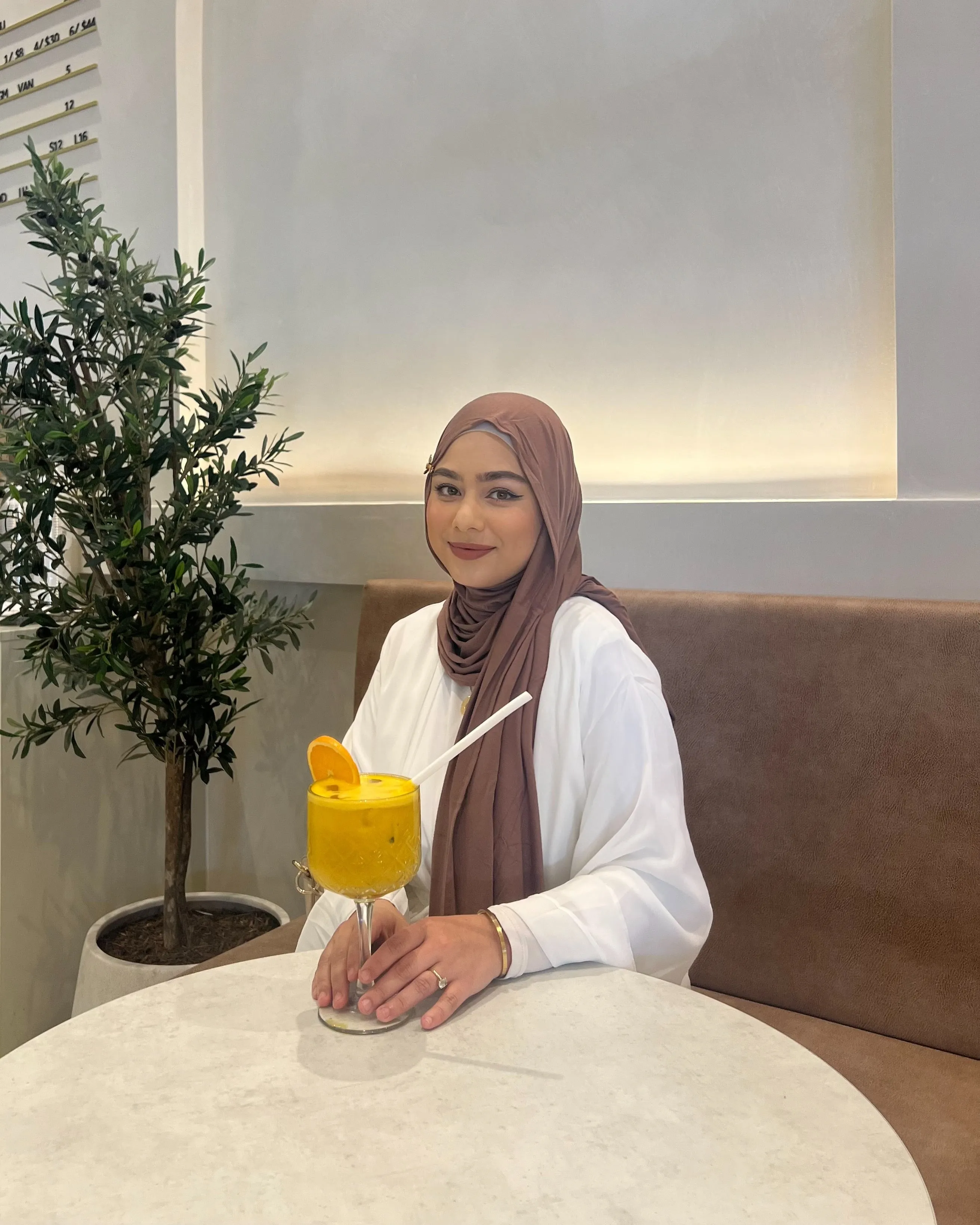 Aisha Abaya with Hijab - White