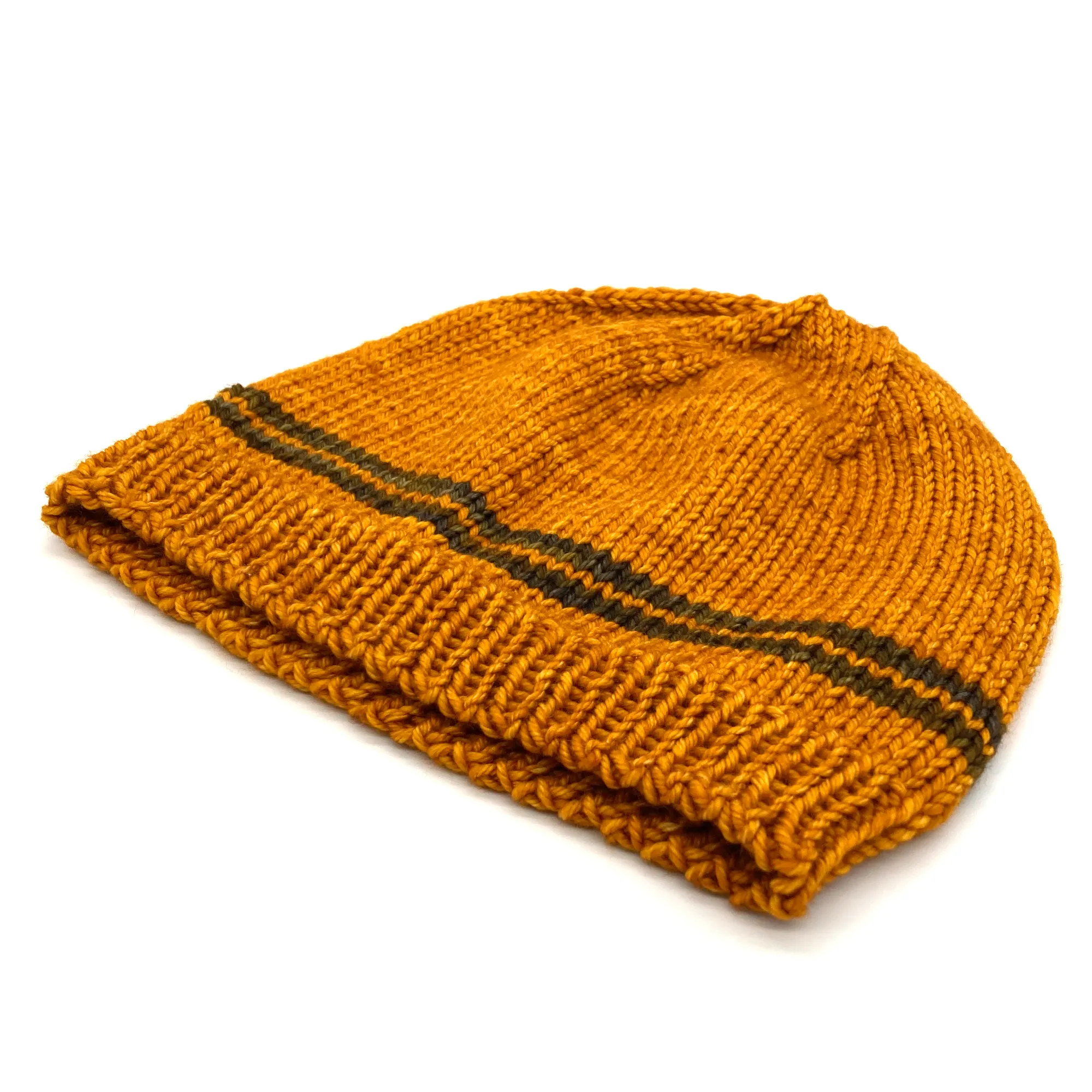 Basic Beanie | 100% Superwash Merino Wool | Cereza Red