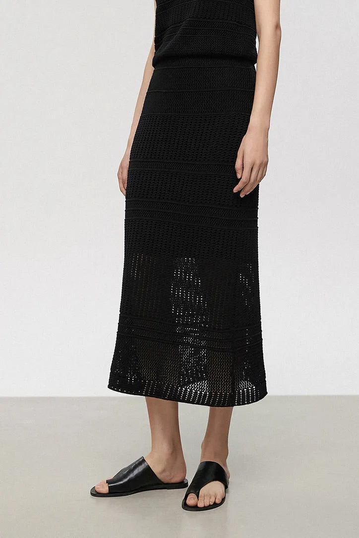Knitted Net H-Line Skirt in Black