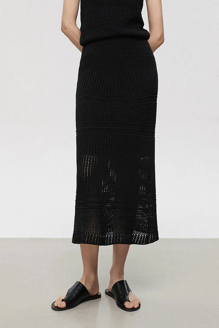 Knitted Net H-Line Skirt in Black