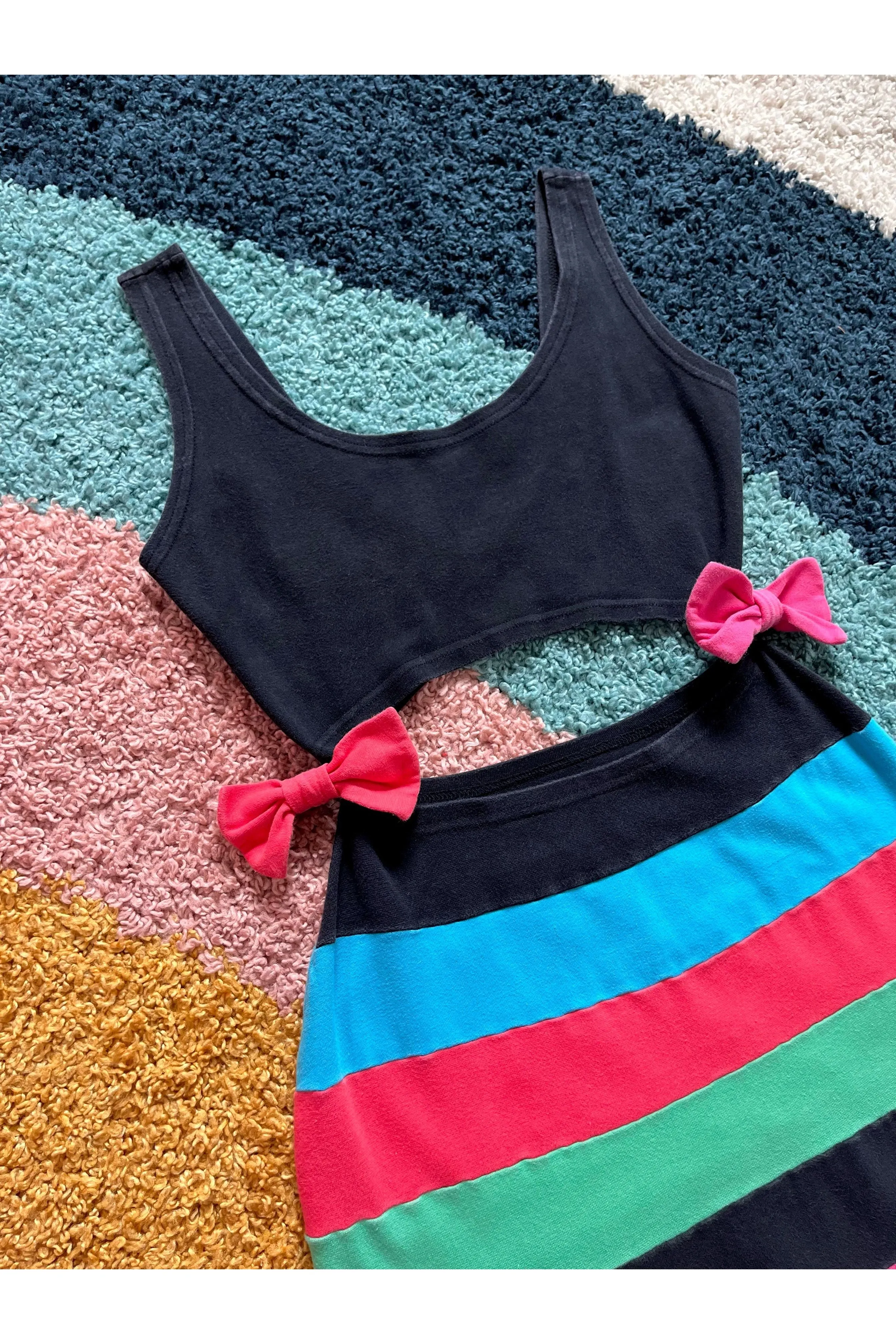 Vintage Super RARE 80s Cut Out Bow Side Mini