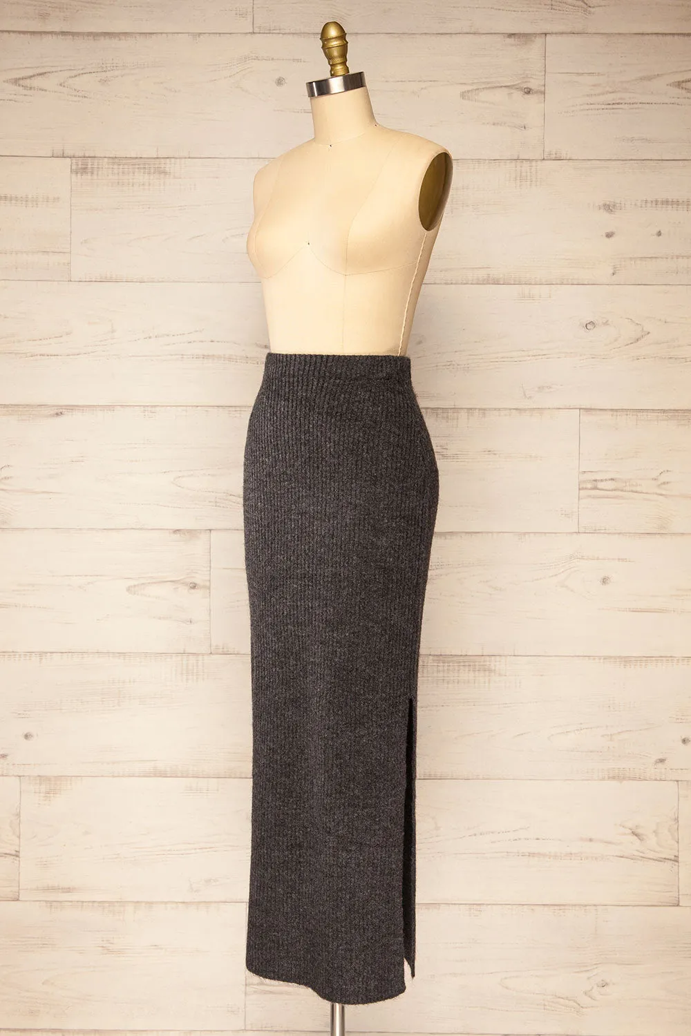 Yarrowford Grey | Long Ribbed Knit Skirt w/ Slit