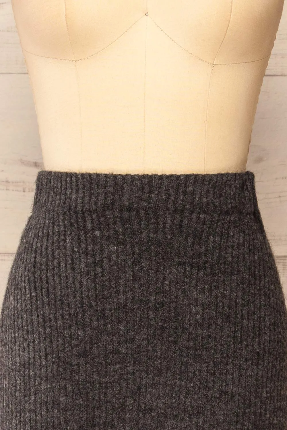 Yarrowford Grey | Long Ribbed Knit Skirt w/ Slit